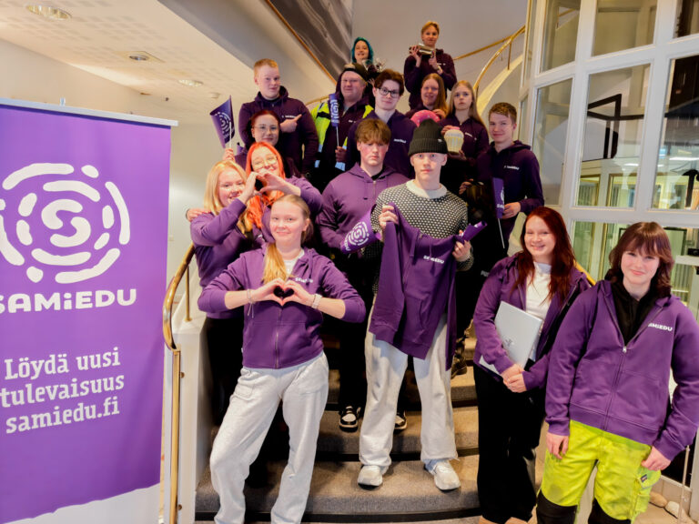 Samiedun Taitaja-kilpailijat semifinaalitunnelmissa