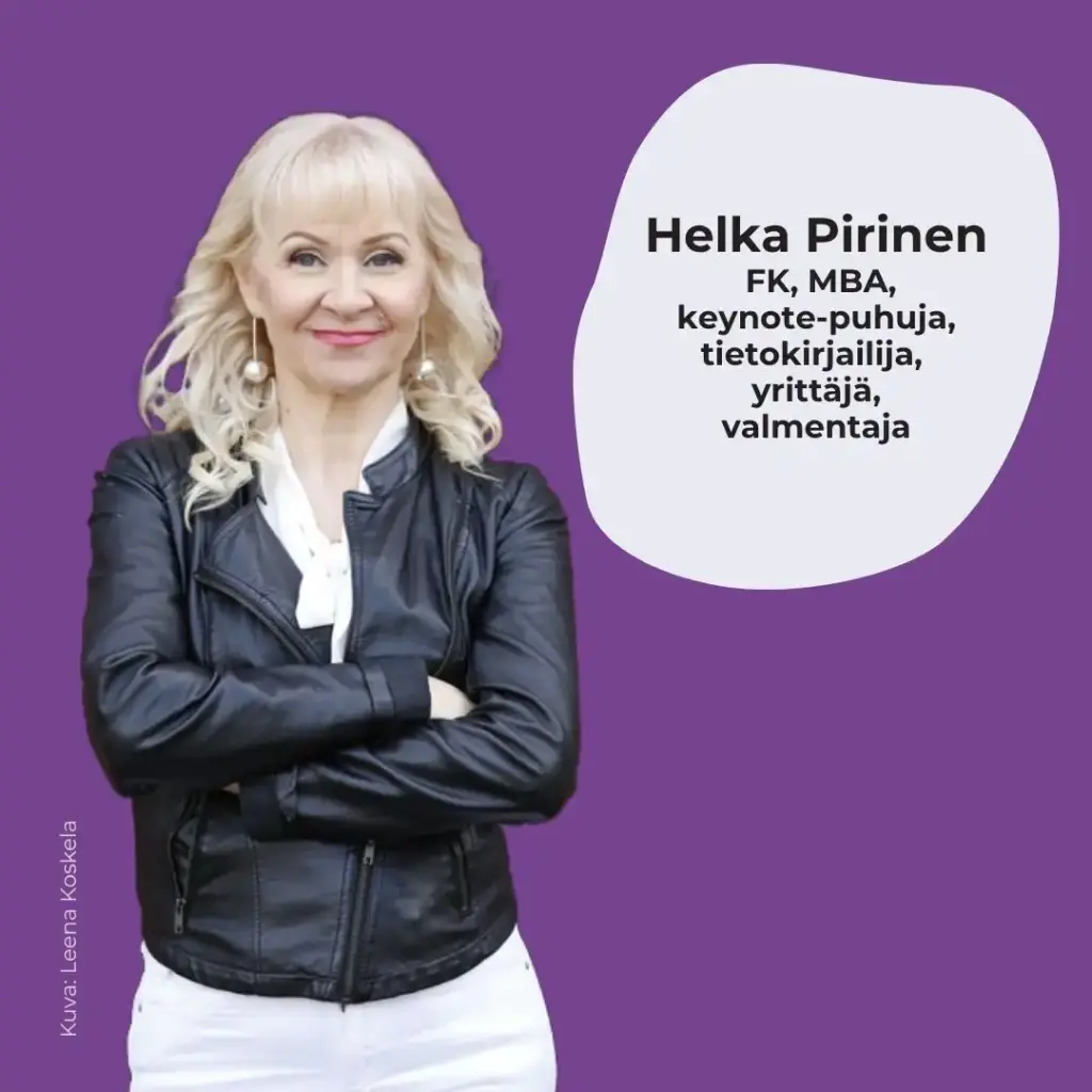 Starttiwebinaarin keynote-puhujan kuva, jossa hän seisoo kädet puuskassa. Kuvassa on tekstinä hänen nimensä ja nimikkeet FK, MBA, keynote-puhuja, tietokirjailija, yrittäjä, valmentaja. Kuvan ottajan nimi on vasemmassa alakulmassa.